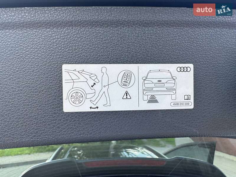 Внедорожник / Кроссовер Audi Q5 2024 в Львове