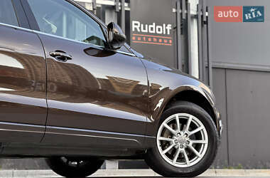Внедорожник / Кроссовер Audi Q5 2011 в 