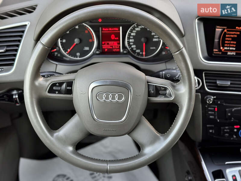 Позашляховик / Кросовер Audi Q5 2011 в Києві