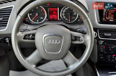 Внедорожник / Кроссовер Audi Q5 2011 в 
