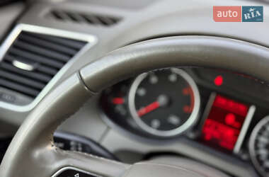Внедорожник / Кроссовер Audi Q5 2011 в 