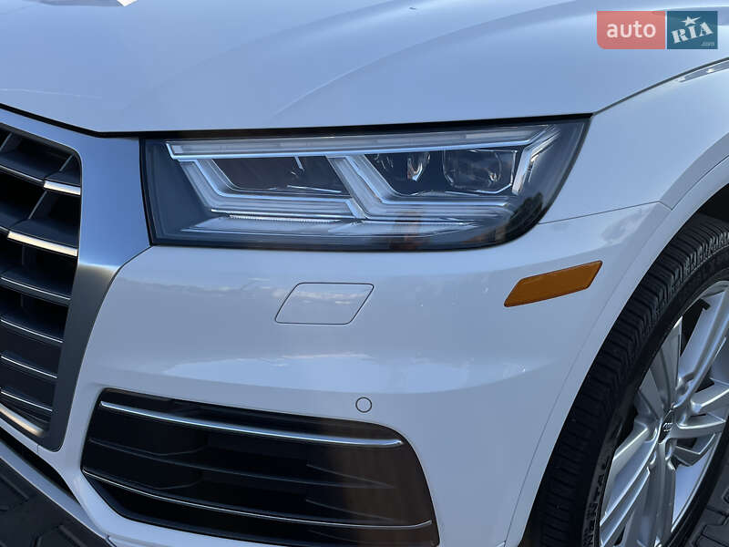 Внедорожник / Кроссовер Audi Q5 2018 в Луцке