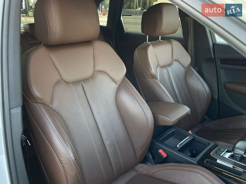 Внедорожник / Кроссовер Audi Q5 2018 в Луцке
