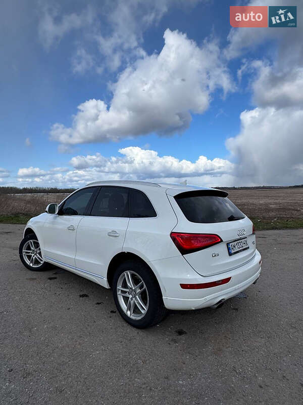 Внедорожник / Кроссовер Audi Q5 2014 в Романове