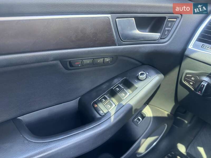 Внедорожник / Кроссовер Audi Q5 2016 в Ровно