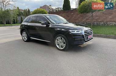 Внедорожник / Кроссовер Audi Q5 2019 в 