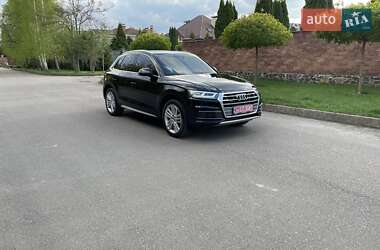Внедорожник / Кроссовер Audi Q5 2019 в 
