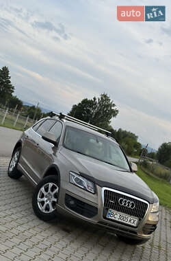 Внедорожник / Кроссовер Audi Q5 2009 в 