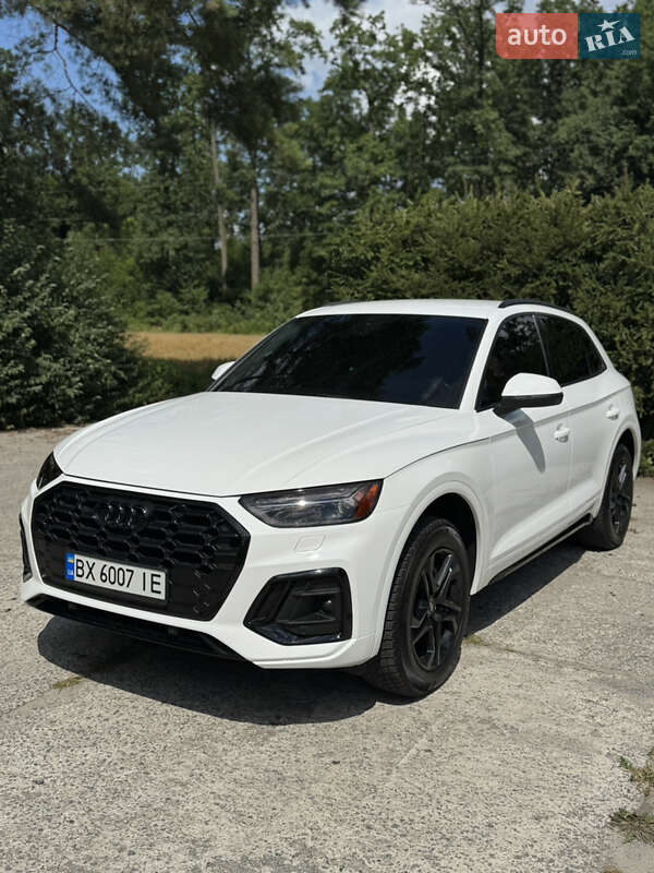 Внедорожник / Кроссовер Audi Q5 2020 в Шепетовке
