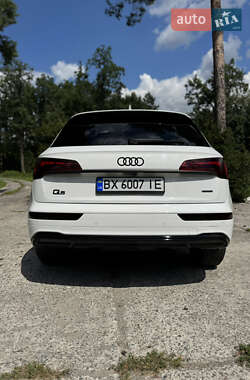 Внедорожник / Кроссовер Audi Q5 2020 в 