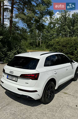 Внедорожник / Кроссовер Audi Q5 2020 в 