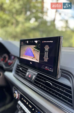 Внедорожник / Кроссовер Audi Q5 2020 в 