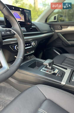 Внедорожник / Кроссовер Audi Q5 2020 в 