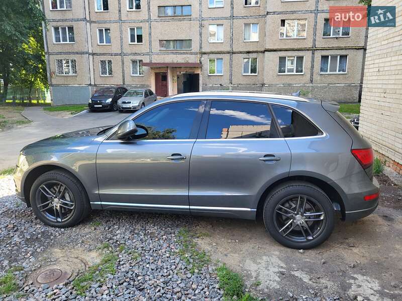 Внедорожник / Кроссовер Audi Q5 2013 в Виннице