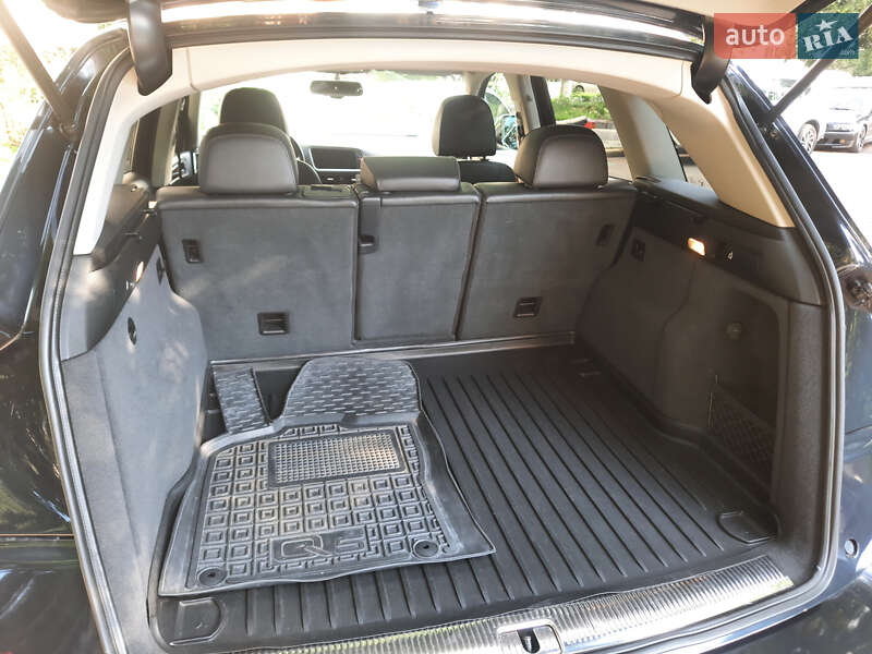 Внедорожник / Кроссовер Audi Q5 2012 в Киеве