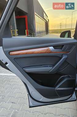 Внедорожник / Кроссовер Audi Q5 2023 в 