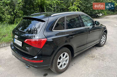 Внедорожник / Кроссовер Audi Q5 2012 в 