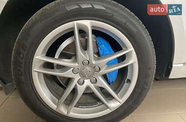 Внедорожник / Кроссовер Audi Q5 2012 в 