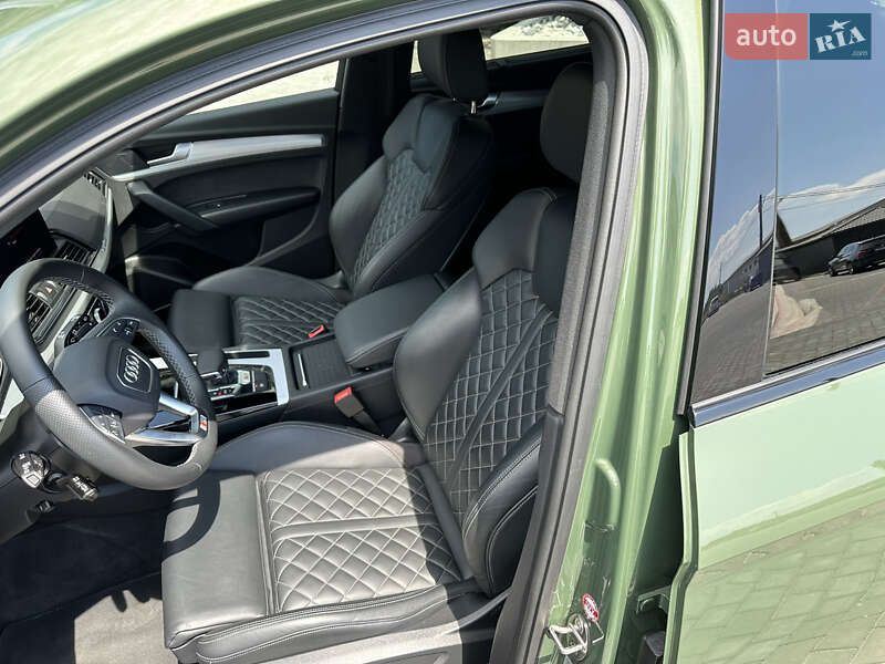 Внедорожник / Кроссовер Audi Q5 2021 в Черновцах