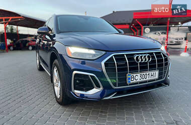 Внедорожник / Кроссовер Audi Q5 2021 в 