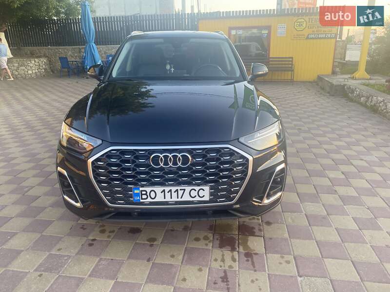 Внедорожник / Кроссовер Audi Q5 2020 в Тернополе