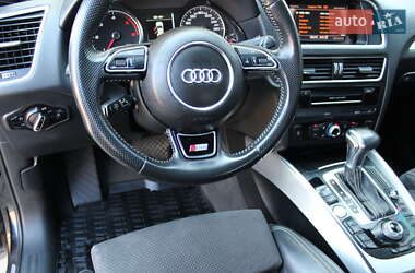 Внедорожник / Кроссовер Audi Q5 2016 в 