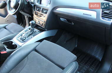 Внедорожник / Кроссовер Audi Q5 2016 в 