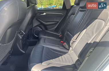 Внедорожник / Кроссовер Audi Q5 2015 в 