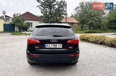 Внедорожник / Кроссовер Audi Q5 2011 в 