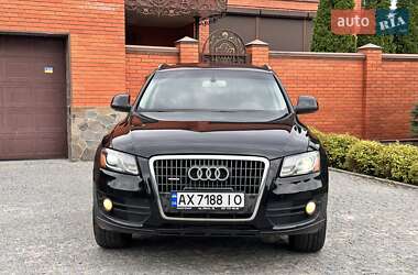 Внедорожник / Кроссовер Audi Q5 2011 в 