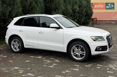 Внедорожник / Кроссовер Audi Q5 2015 в 