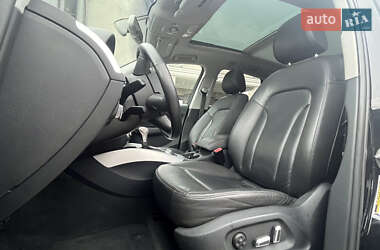 Внедорожник / Кроссовер Audi Q5 2015 в 