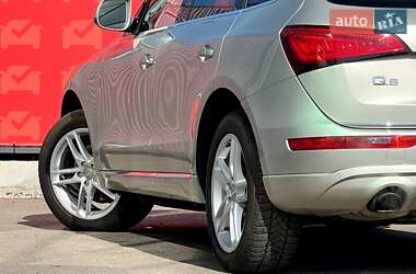 Внедорожник / Кроссовер Audi Q5 2017 в 