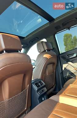 Внедорожник / Кроссовер Audi Q5 2018 в 