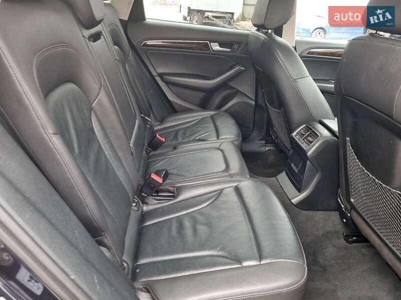 Внедорожник / Кроссовер Audi Q5 2016 в Луцке