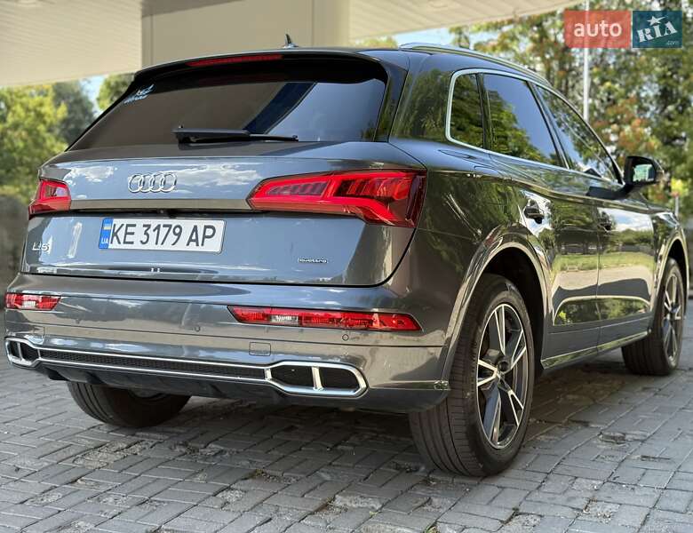 Внедорожник / Кроссовер Audi Q5 2020 в Днепре