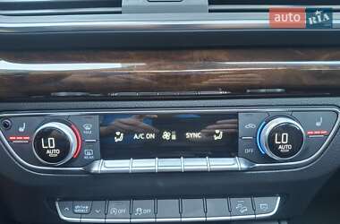 Внедорожник / Кроссовер Audi Q5 2017 в 