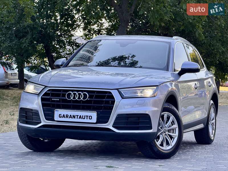Позашляховик / Кросовер Audi Q5 2017 в Одесі