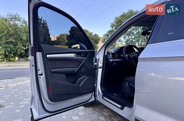 Внедорожник / Кроссовер Audi Q5 2018 в 