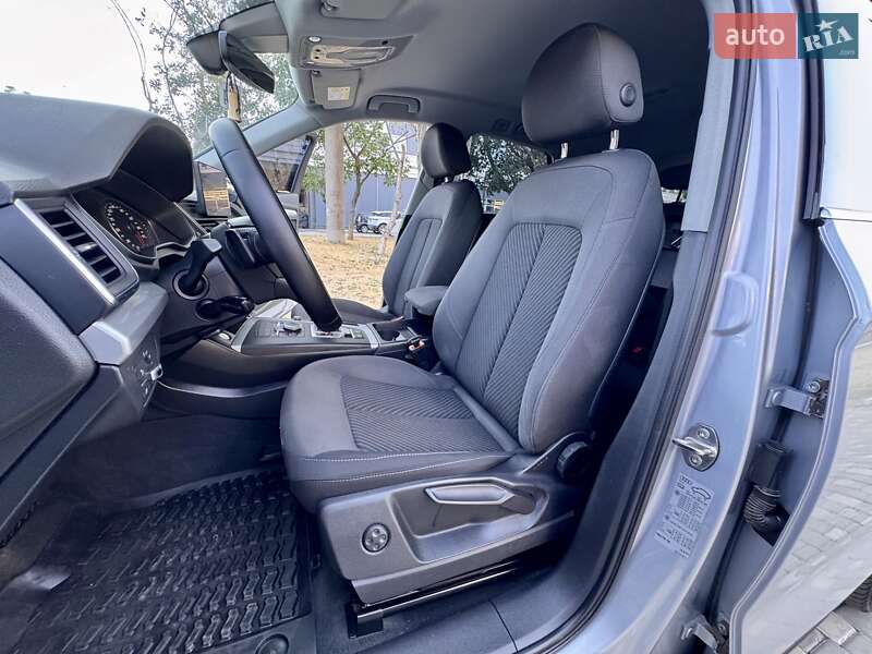 Позашляховик / Кросовер Audi Q5 2017 в Одесі