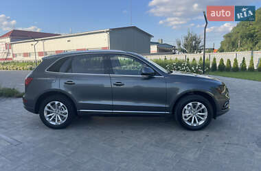 Внедорожник / Кроссовер Audi Q5 2015 в 
