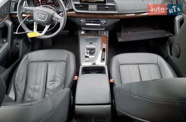 Внедорожник / Кроссовер Audi Q5 2020 в 