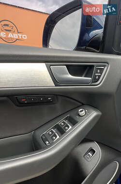 Внедорожник / Кроссовер Audi Q5 2016 в 