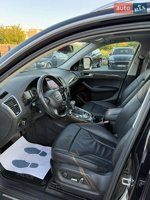 Внедорожник / Кроссовер Audi Q5 2015 в Ровно