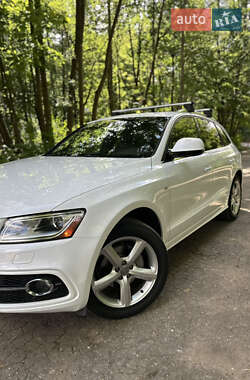 Позашляховик / Кросовер Audi Q5 2016 в 