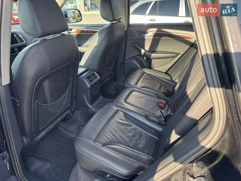 Позашляховик / Кросовер Audi Q5 2010 в Мукачевому