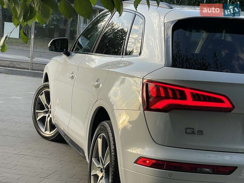 Внедорожник / Кроссовер Audi Q5 2019 в Белой Церкви