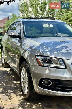 Внедорожник / Кроссовер Audi Q5 2015 в 