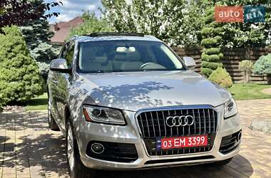 Внедорожник / Кроссовер Audi Q5 2015 в 