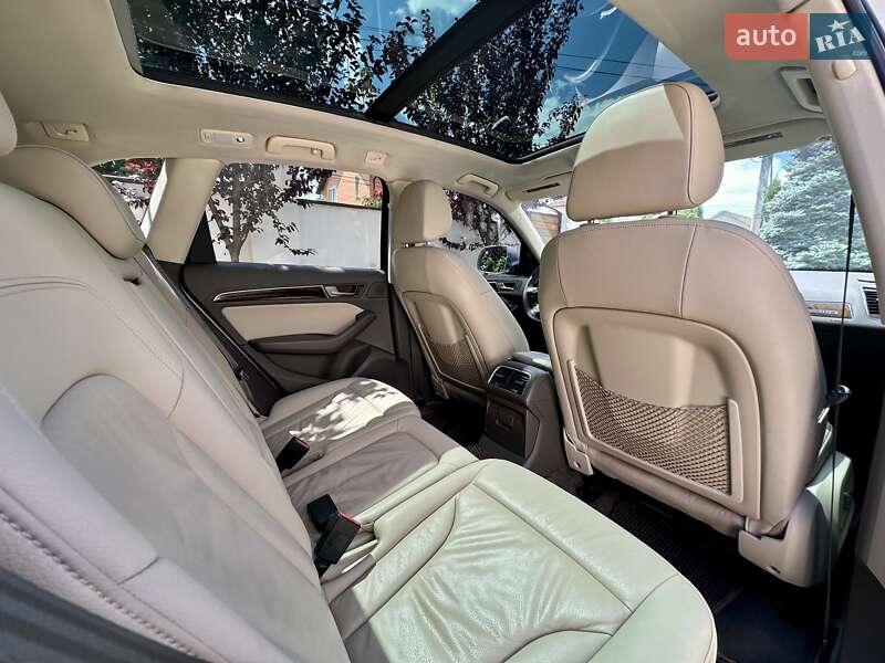 Внедорожник / Кроссовер Audi Q5 2015 в Виннице
